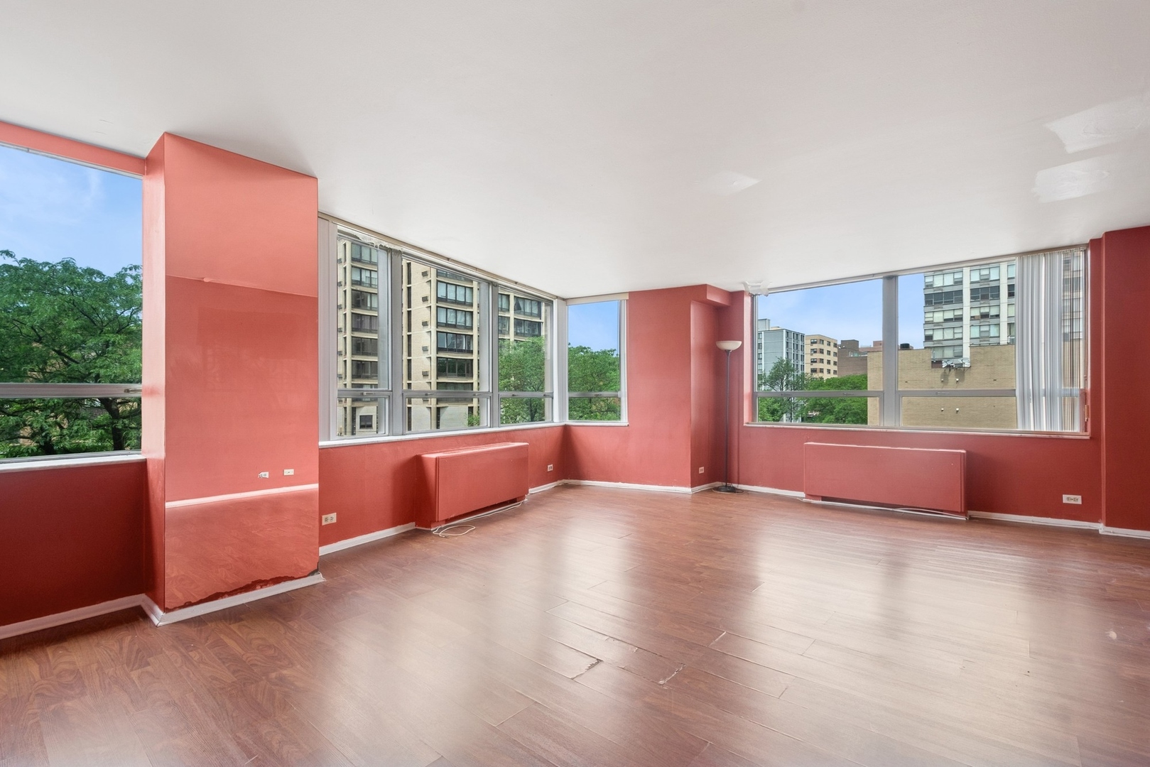 5701 N Sheridan Road 3B