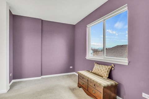 Tiny photo for 77 BRIDLEPATH Drive, Lindenhurst, IL 60046 (MLS # 12517547)