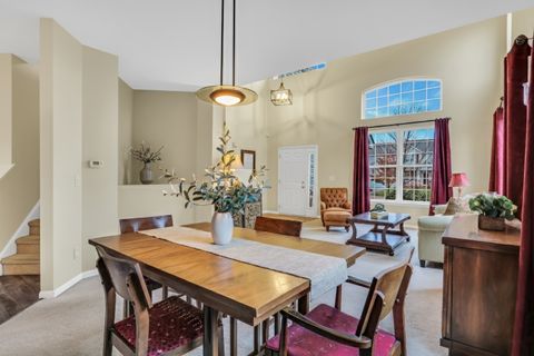 Tiny photo for 77 BRIDLEPATH Drive, Lindenhurst, IL 60046 (MLS # 12517547)