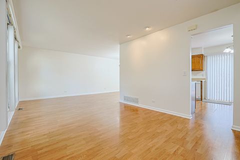Tiny photo for 1901 Kingsley Drive, Schaumburg, IL 60194 (MLS # 12486410)
