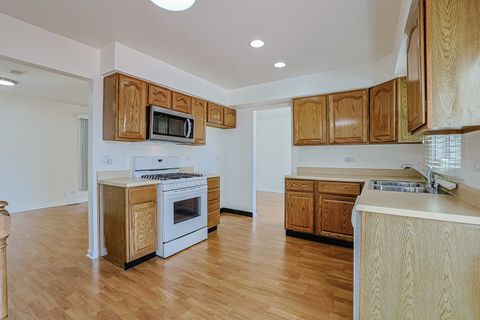 Tiny photo for 1901 Kingsley Drive, Schaumburg, IL 60194 (MLS # 12486410)
