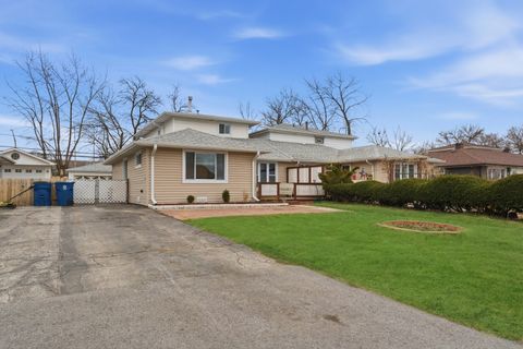 Photo of 8945 S Corcoran Road, Hometown, IL 60456 (MLS # 12569106)