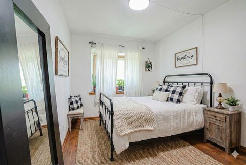 Tiny photo for 1008 Arbor Court, Mount Prospect, IL 60056 (MLS # 12453809)