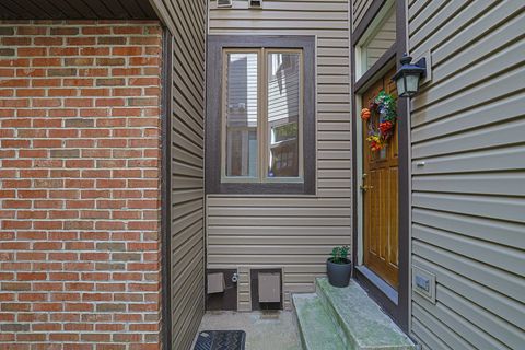 Tiny photo for 1008 Arbor Court, Mount Prospect, IL 60056 (MLS # 12453809)