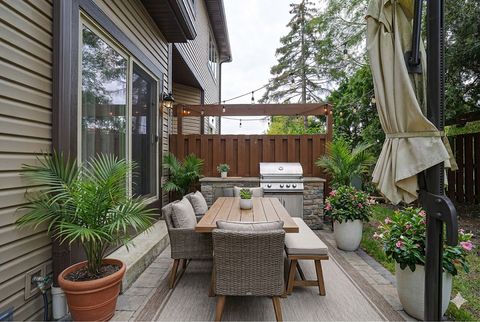 Tiny photo for 1008 Arbor Court, Mount Prospect, IL 60056 (MLS # 12453809)