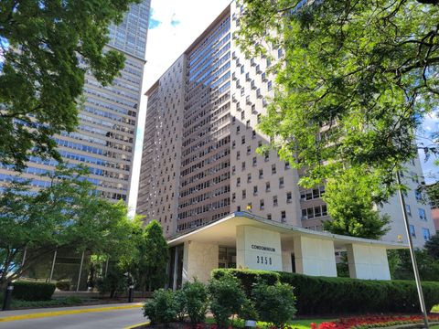3950 N Lake Shore Drive 2225 Chicago IL 60613