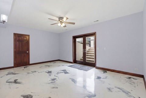 Tiny photo for 1018 S Ahrens Avenue, Lombard, IL 60148 (MLS # 12646362)