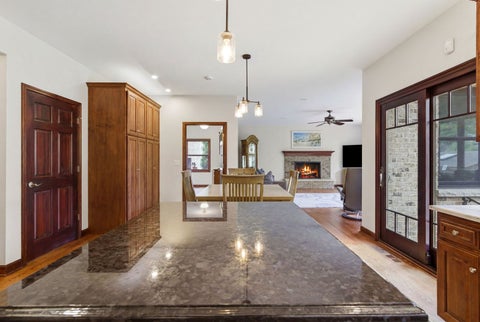 Tiny photo for 1018 S Ahrens Avenue, Lombard, IL 60148 (MLS # 12646362)