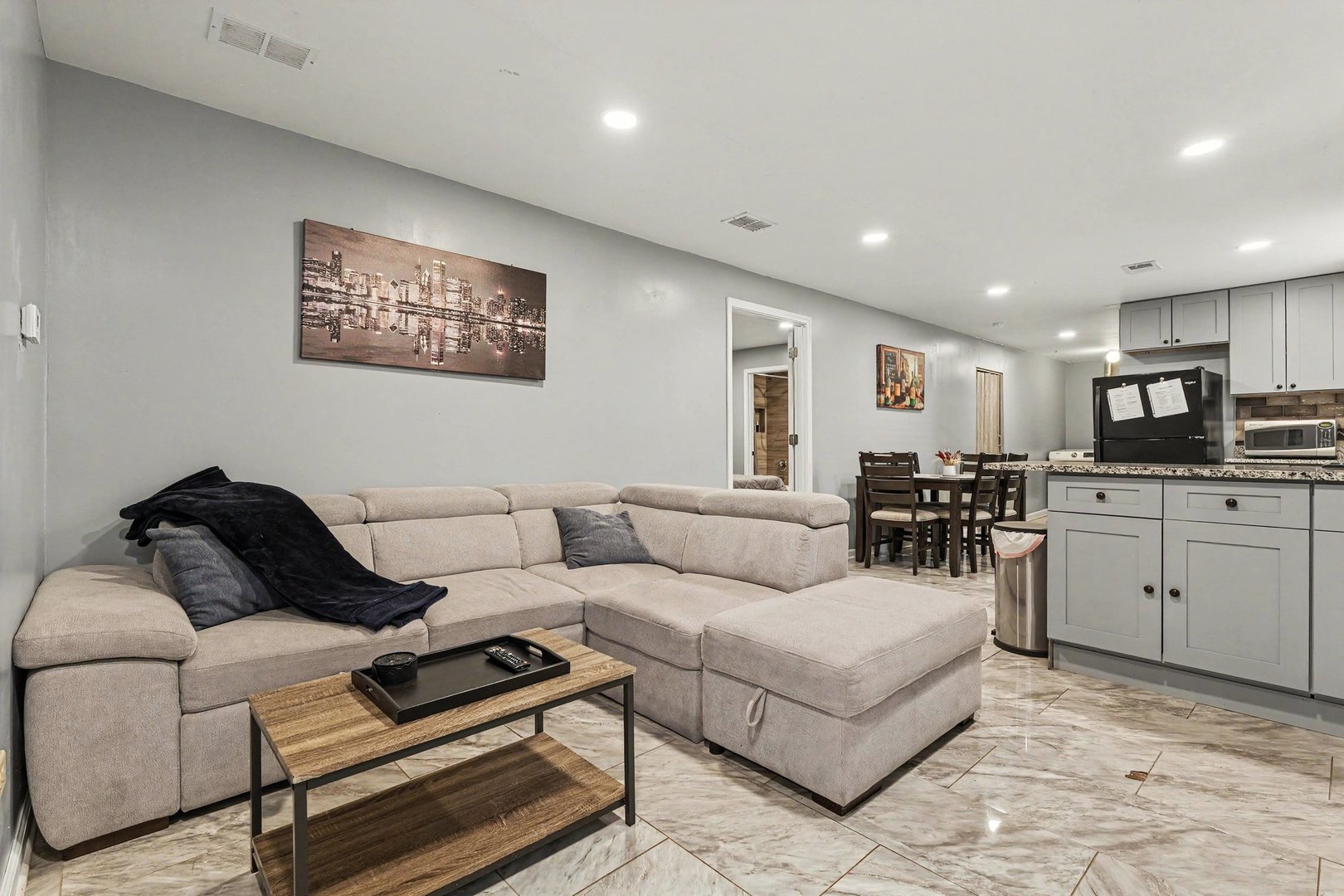Properties 1 214 Chicago Avenue