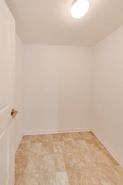 Tiny photo for 3625 S Morgan Street #C, Chicago, IL 60609 (MLS # 12534573)