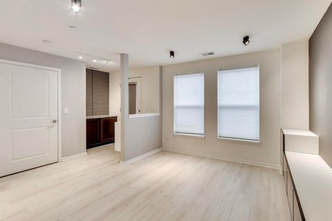 Tiny photo for 3625 S Morgan Street #C, Chicago, IL 60609 (MLS # 12534573)