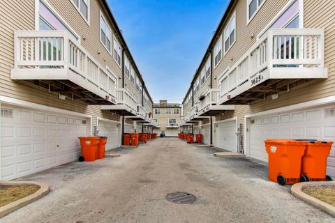 Tiny photo for 3625 S Morgan Street #C, Chicago, IL 60609 (MLS # 12534573)