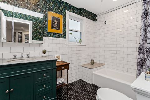 Tiny photo for 5229 W Carmen Avenue, Chicago, IL 60630 (MLS # 12310542)