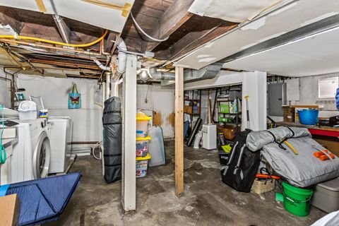 Tiny photo for 5229 W Carmen Avenue, Chicago, IL 60630 (MLS # 12310542)