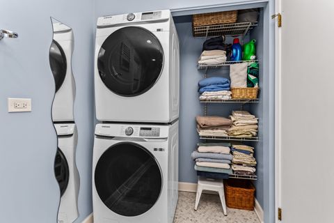 Tiny photo for 5229 W Carmen Avenue, Chicago, IL 60630 (MLS # 12310542)