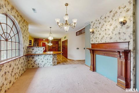 Tiny photo for 315 N 9TH Street, Clinton, IA 52732 (MLS # QC4262787)