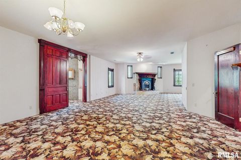 Tiny photo for 315 N 9TH Street, Clinton, IA 52732 (MLS # QC4262787)