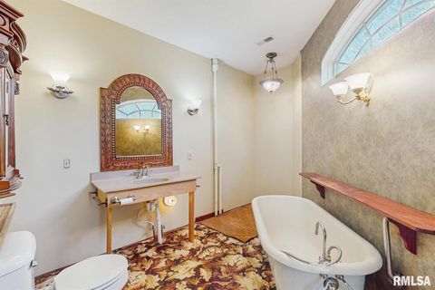 Tiny photo for 315 N 9TH Street, Clinton, IA 52732 (MLS # QC4262787)