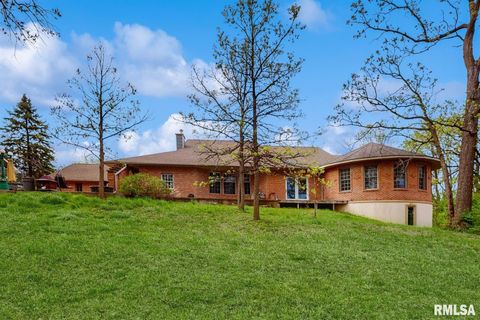 Tiny photo for 315 N 9TH Street, Clinton, IA 52732 (MLS # QC4262787)