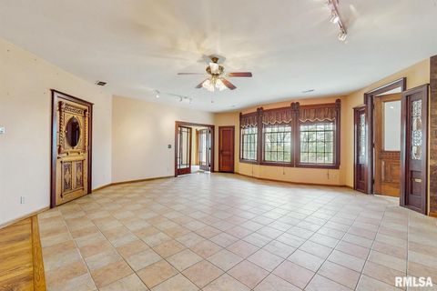 Tiny photo for 315 N 9TH Street, Clinton, IA 52732 (MLS # QC4262787)