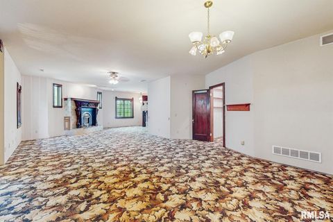 Tiny photo for 315 N 9TH Street, Clinton, IA 52732 (MLS # QC4262787)