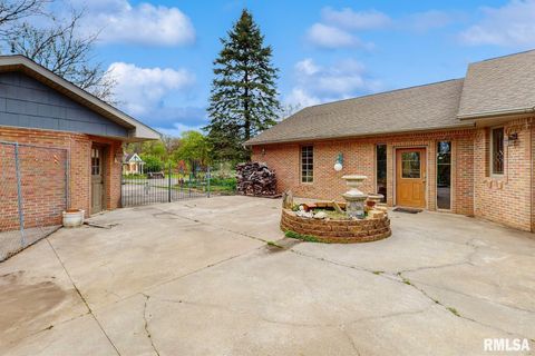 Tiny photo for 315 N 9TH Street, Clinton, IA 52732 (MLS # QC4262787)