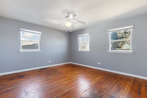Tiny photo for 542 Winston Lane, Chicago Heights, IL 60411 (MLS # 12566306)