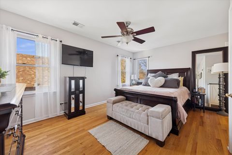 Tiny photo for 9710 S HARDING Avenue, Evergreen Park, IL 60805 (MLS # 12517679)