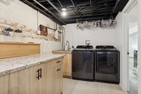 Tiny photo for 9710 S HARDING Avenue, Evergreen Park, IL 60805 (MLS # 12517679)