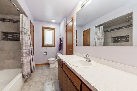 Tiny photo for 10657 Laramie Avenue, Oak Lawn, IL 60453 (MLS # 12532812)