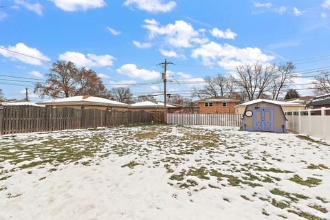 Tiny photo for 10657 Laramie Avenue, Oak Lawn, IL 60453 (MLS # 12532812)