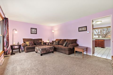 Tiny photo for 10657 Laramie Avenue, Oak Lawn, IL 60453 (MLS # 12532812)
