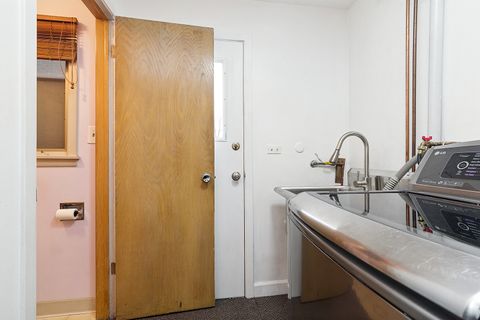 Tiny photo for 10657 Laramie Avenue, Oak Lawn, IL 60453 (MLS # 12532812)