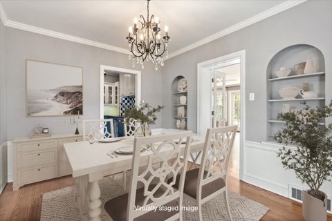 Tiny photo for 545 S Evergreen Avenue, Arlington Heights, IL 60005 (MLS # 12640267)