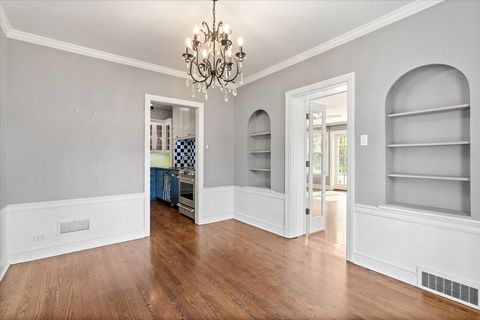 Tiny photo for 545 S Evergreen Avenue, Arlington Heights, IL 60005 (MLS # 12640267)