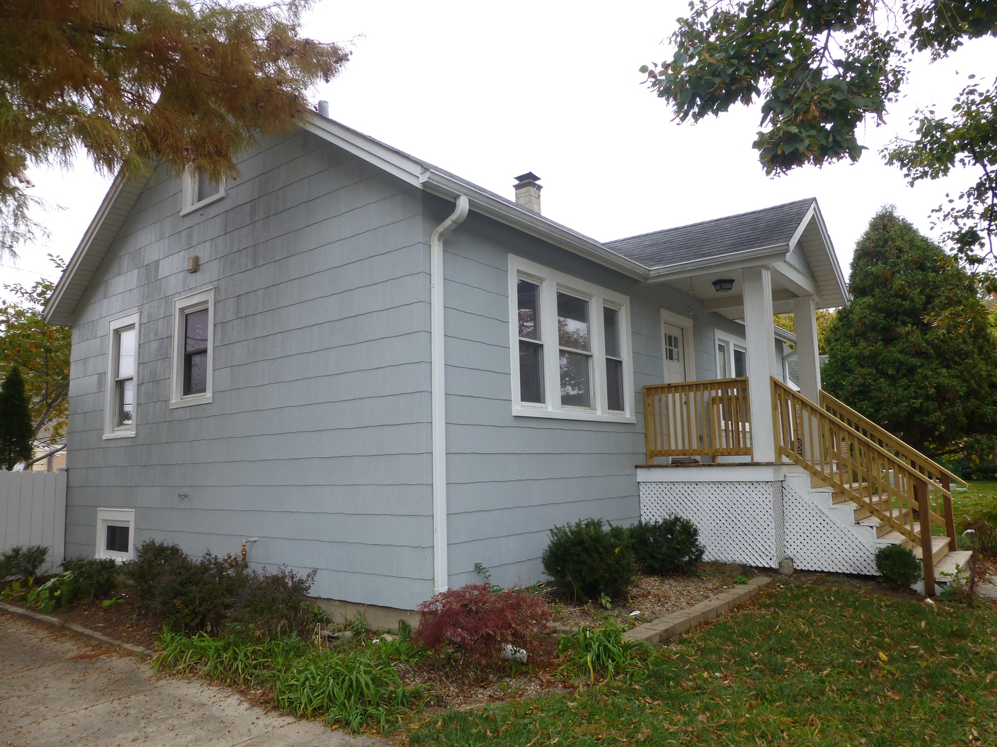 9016 Southview Avenue