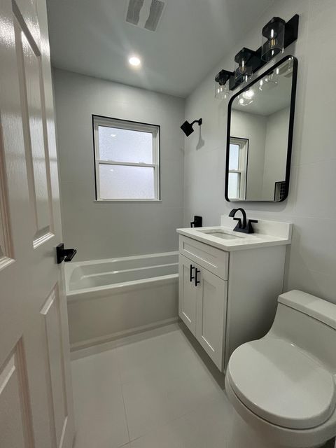 Tiny photo for 403 Burlington Avenue, Clarendon Hills, IL 60514 (MLS # 12494207)