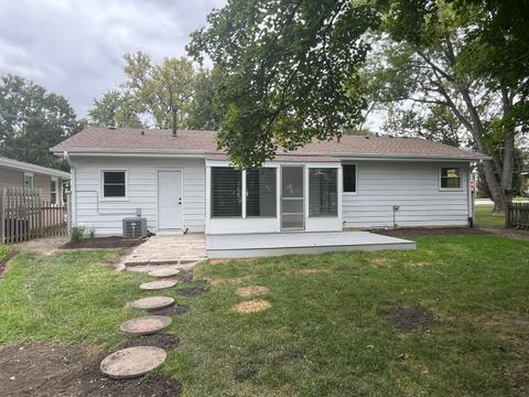 Tiny photo for 403 Burlington Avenue, Clarendon Hills, IL 60514 (MLS # 12494207)