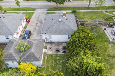 Tiny photo for 1006 W John Street, Champaign, IL 61821 (MLS # 12650554)