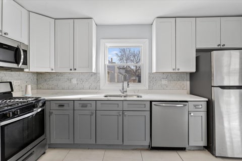 Tiny photo for 13812 Kanawha Avenue, Dolton, IL 60419 (MLS # 12515981)
