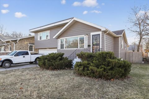 Photo of 13812 Kanawha Avenue, Dolton, IL 60419 (MLS # 12515981)