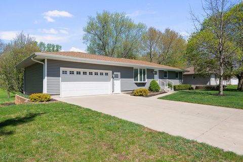 Tiny photo for 207 Amber Lane, Geneseo, IL 61254 (MLS # 12622180)
