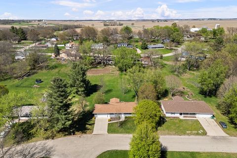 Tiny photo for 207 Amber Lane, Geneseo, IL 61254 (MLS # 12622180)