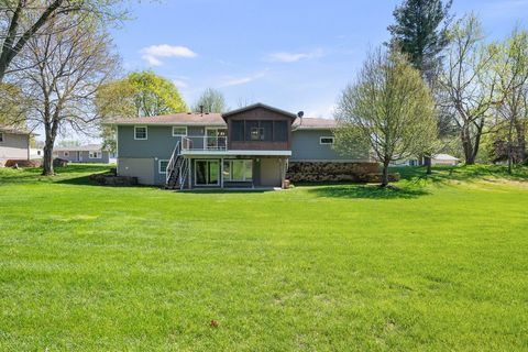 Tiny photo for 207 Amber Lane, Geneseo, IL 61254 (MLS # 12622180)