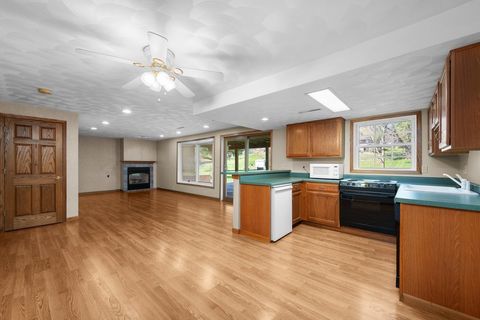 Tiny photo for 207 Amber Lane, Geneseo, IL 61254 (MLS # 12622180)