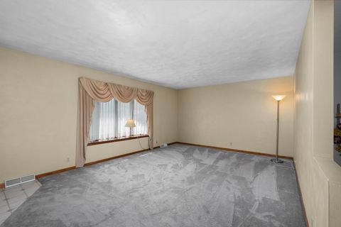 Tiny photo for 207 Amber Lane, Geneseo, IL 61254 (MLS # 12622180)