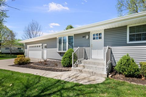 Tiny photo for 207 Amber Lane, Geneseo, IL 61254 (MLS # 12622180)