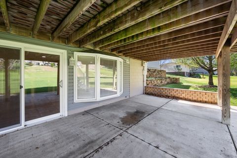 Tiny photo for 207 Amber Lane, Geneseo, IL 61254 (MLS # 12622180)