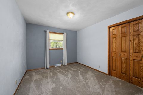 Tiny photo for 207 Amber Lane, Geneseo, IL 61254 (MLS # 12622180)