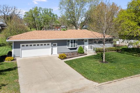 Tiny photo for 207 Amber Lane, Geneseo, IL 61254 (MLS # 12622180)